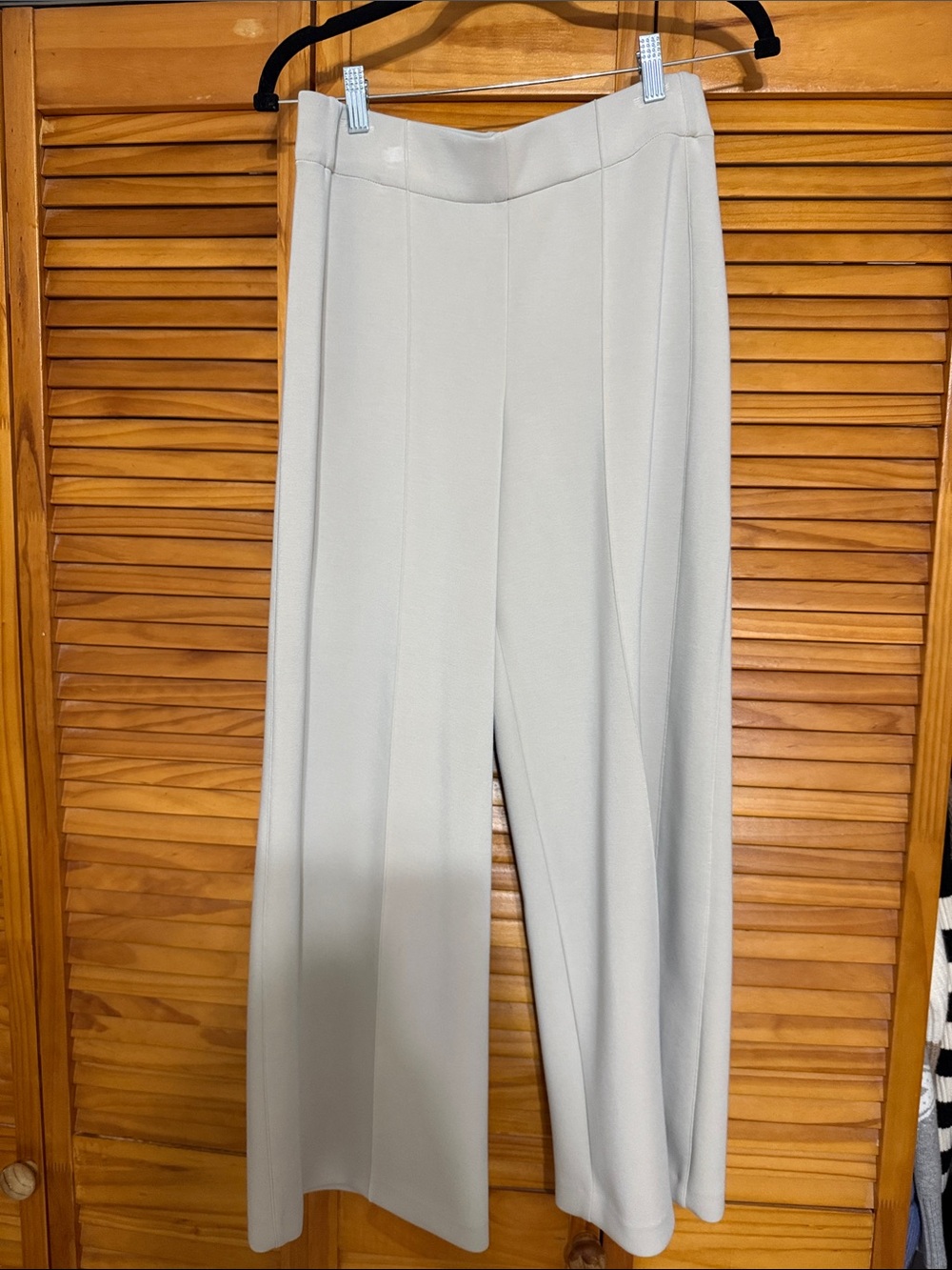 Wide Leg Women's Pants in Nude/light tan